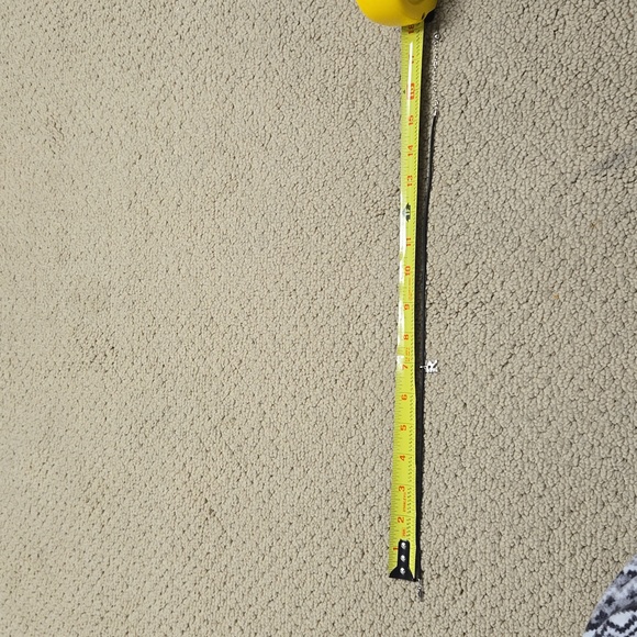 Silver "R" necklace - Picture 5 of 6